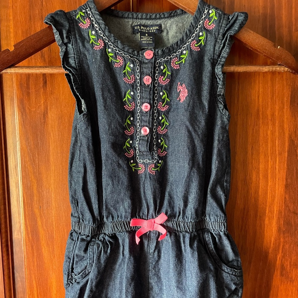 Light weight denim embroidered jumper size 5